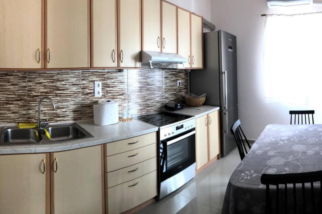 Loutraki Vibes Apartments Eksteriør bilde